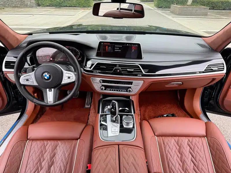 2021 BMW 7 Series 740Li xDrive Executive M Sport Package — миниатюра 9