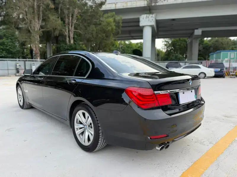 BMW 7 Series 2009 730Li Leading Edition — миниатюра 5