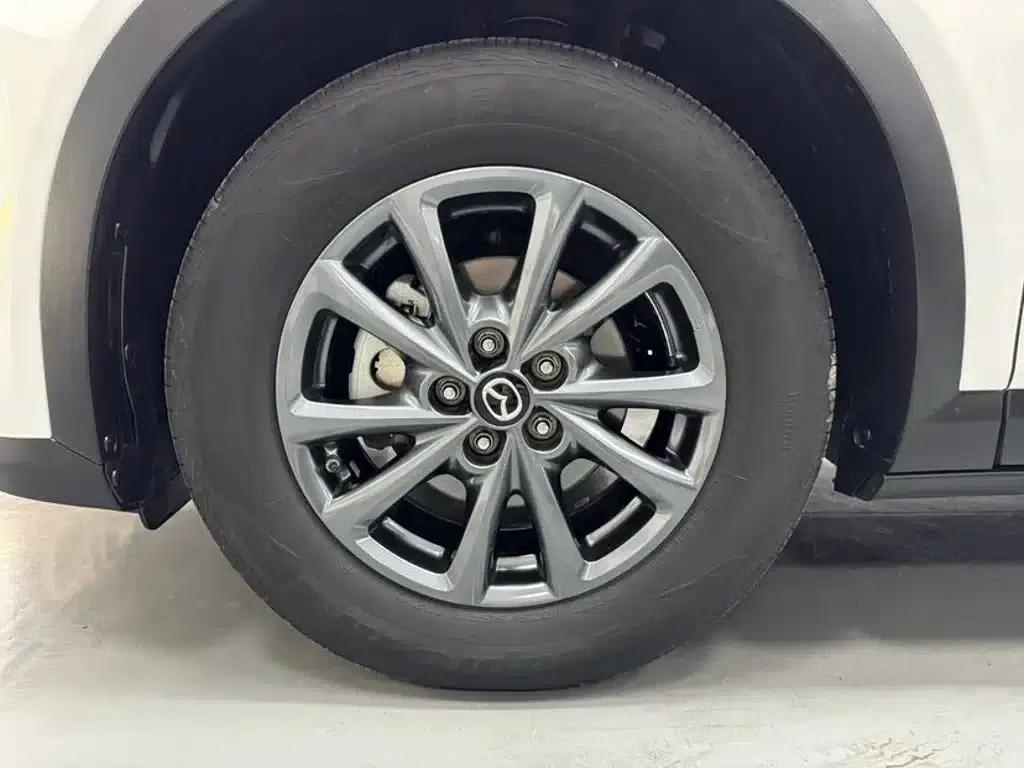 Mazda CX-4 2021 2.0L Automatic 2WD Blue Sky Explorer Edition — миниатюра 19