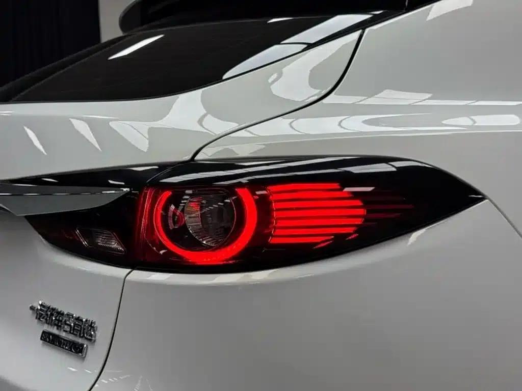 Mazda CX-4 2021 2.0L Automatic 2WD Blue Sky Explorer Edition — миниатюра 20