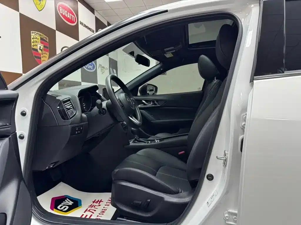 Mazda CX-4 2021 2.0L Automatic 2WD Blue Sky Explorer Edition — миниатюра 7