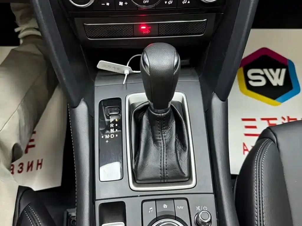 Mazda CX-4 2021 2.0L Automatic 2WD Blue Sky Explorer Edition — миниатюра 13