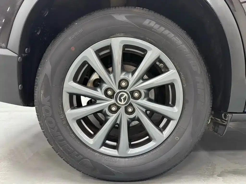 Mazda CX-4 2021 2.0L Automatic 2WD Blue Sky Explorer Edition — миниатюра 18