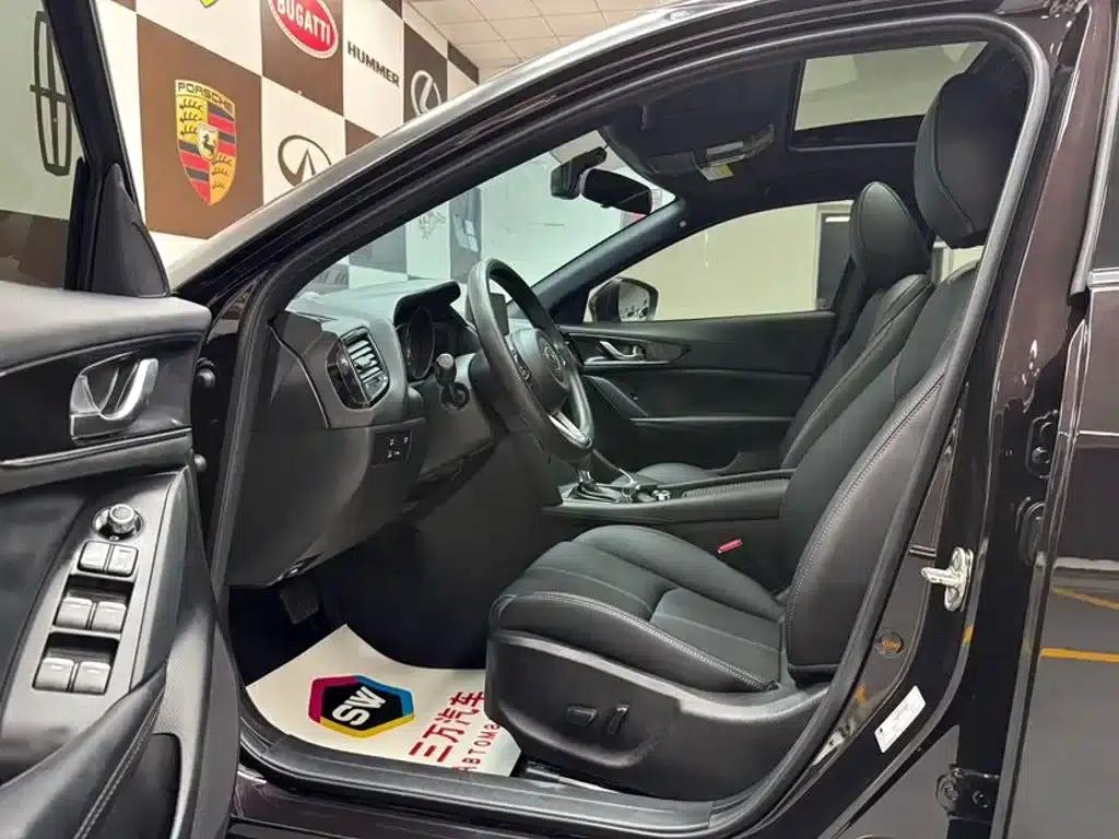 Mazda CX-4 2021 2.0L Automatic 2WD Blue Sky Explorer Edition — миниатюра 7