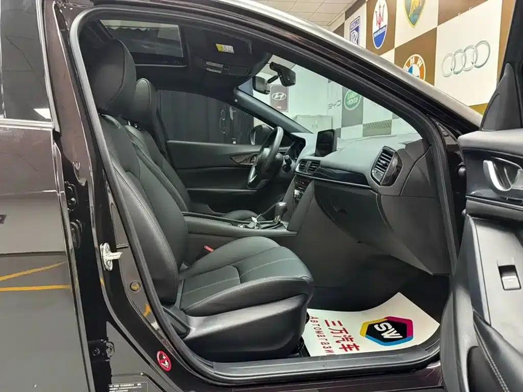 Mazda CX-4 2021 2.0L Automatic 2WD Blue Sky Explorer Edition — миниатюра 10