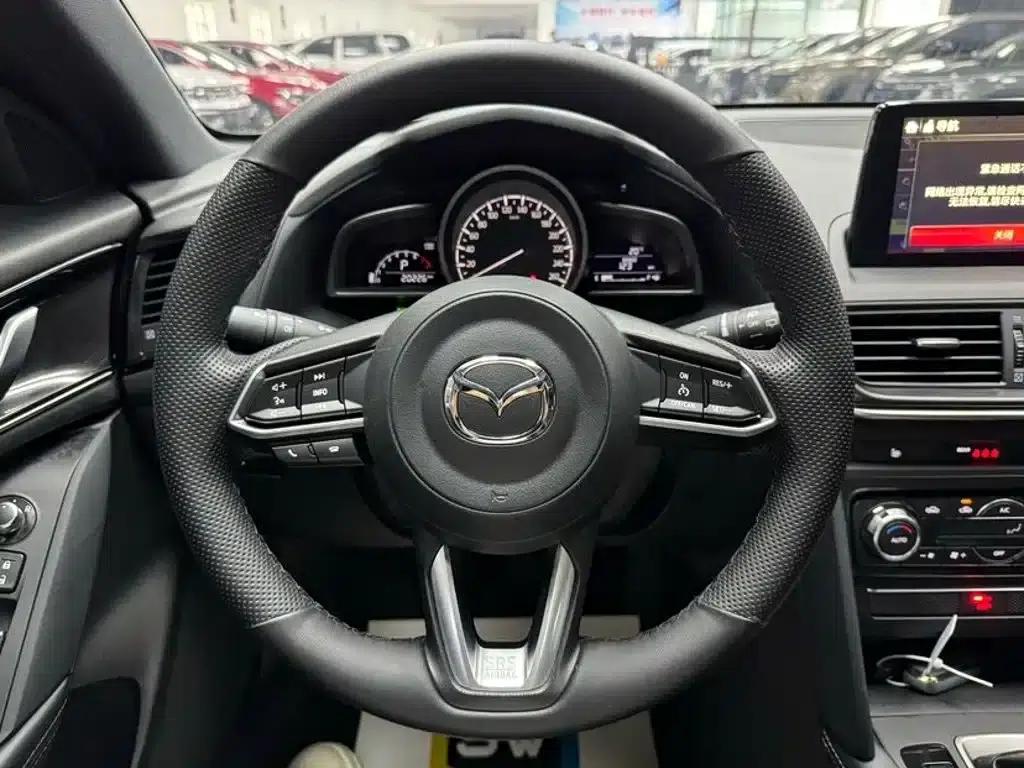 Mazda CX-4 2021 2.0L Automatic 2WD Blue Sky Explorer Edition — миниатюра 11