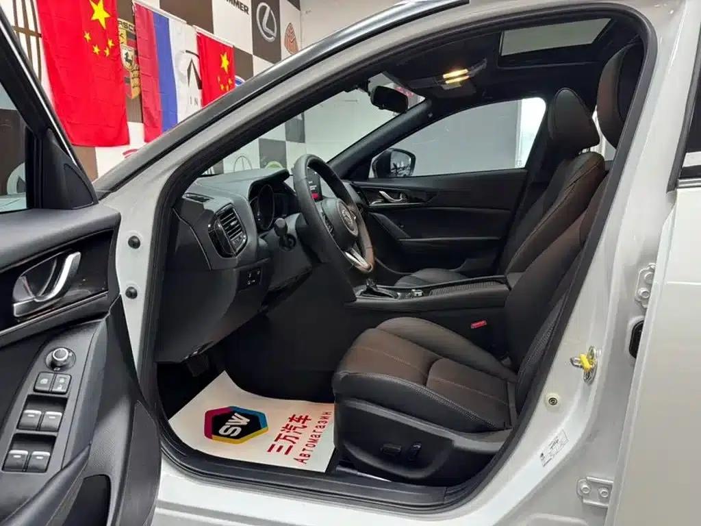 Mazda CX-4 2021 2.0L Automatic 2WD Blue Sky Explorer Edition — миниатюра 7
