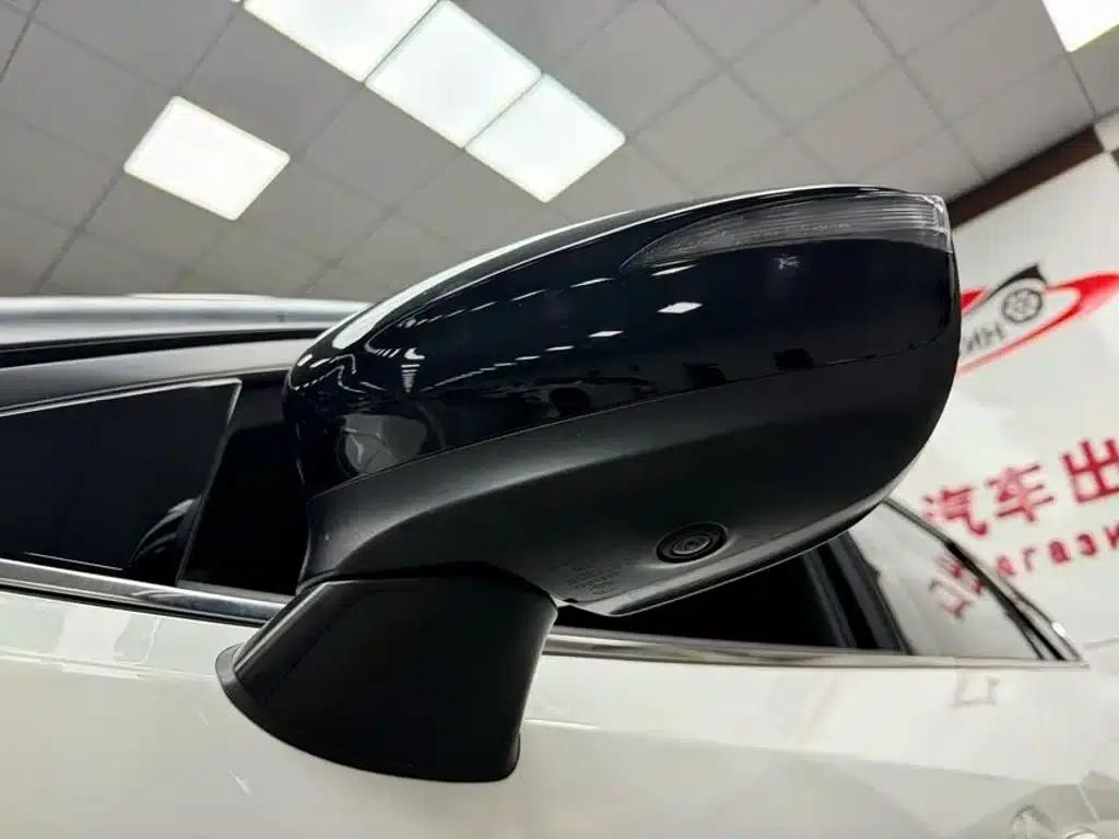 Mazda CX-4 2021 2.0L Automatic 2WD Blue Sky Explorer Edition — миниатюра 17