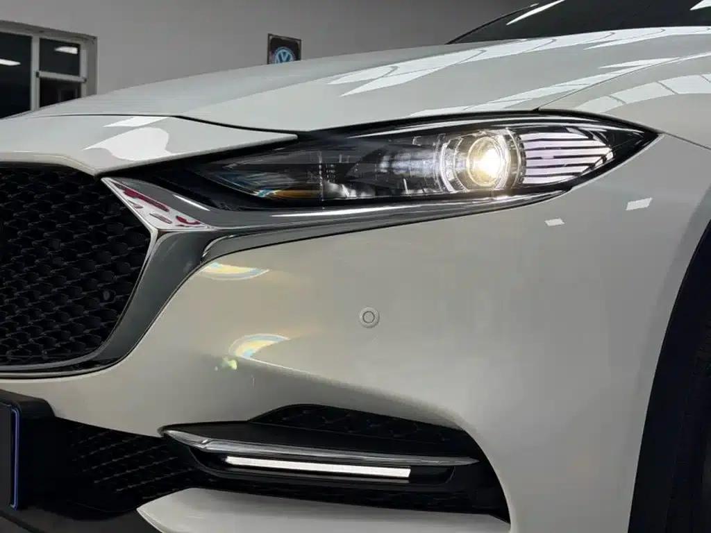Mazda CX-4 2021 2.0L Automatic 2WD Blue Sky Explorer Edition — миниатюра 22