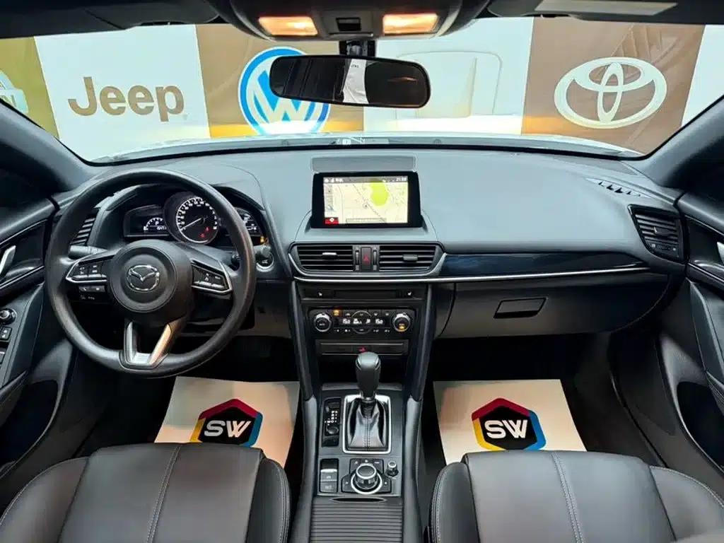 Mazda CX-4 2021 2.0L Automatic 2WD Blue Sky Explorer Edition — миниатюра 9