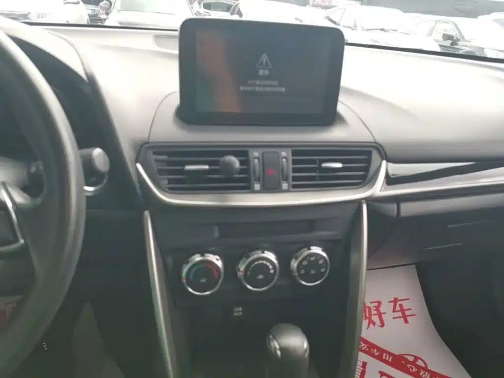 Mazda CX-4 2018 2.0L Automatic 2WD Blue Sky Vitality Edition (China VI Emission Standard) — миниатюра 13