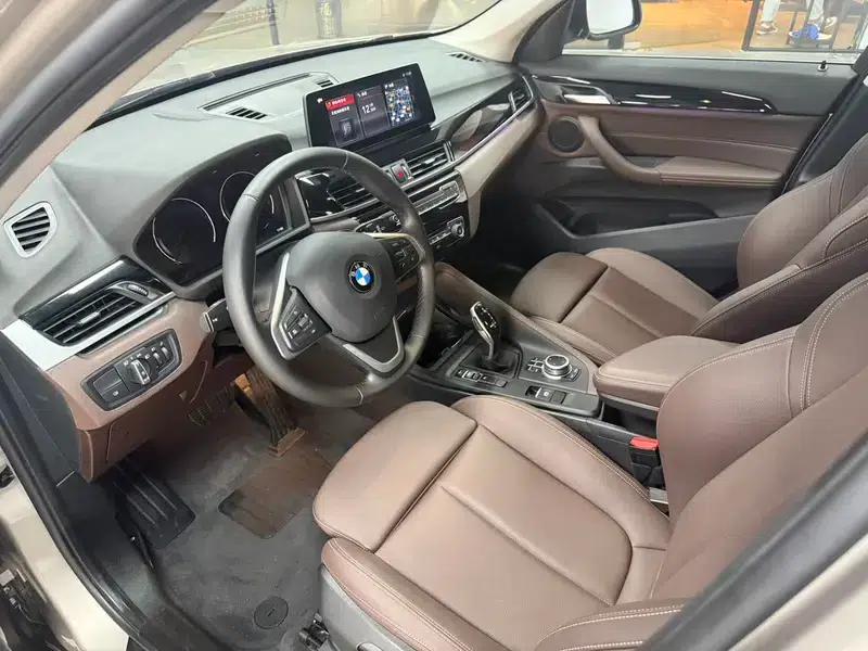 BMW X1 2020 sDrive25Li Leading Edition — миниатюра 11