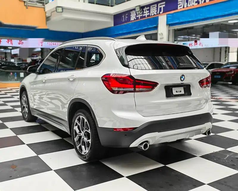 BMW X1 2021 Facelift sDrive20Li Premium — миниатюра 4