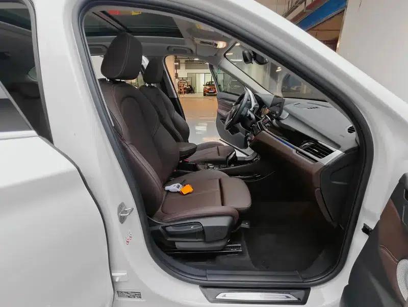 BMW X1 2022 sDrive20Li Premium — миниатюра 17