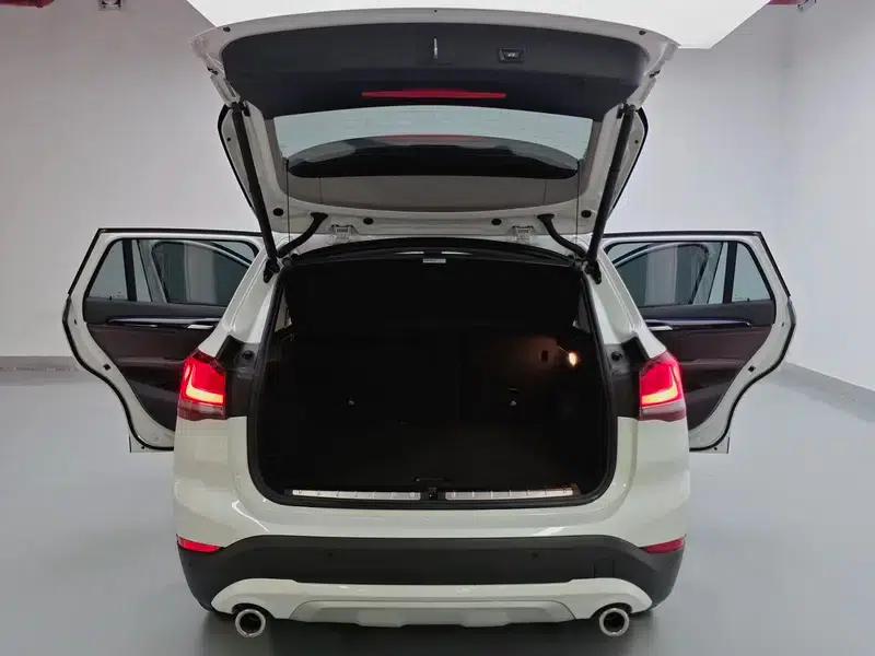 BMW X1 2022 sDrive20Li Premium — миниатюра 20