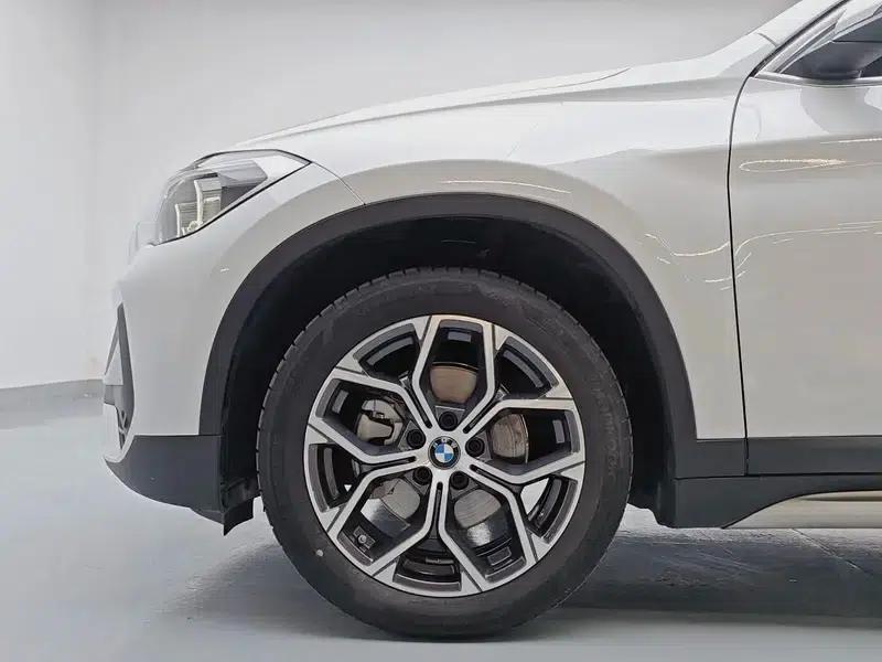 BMW X1 2022 sDrive20Li Premium — миниатюра 7