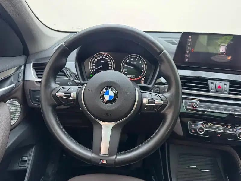 BMW X1 2022 sDrive25Li Leading Edition — миниатюра 16