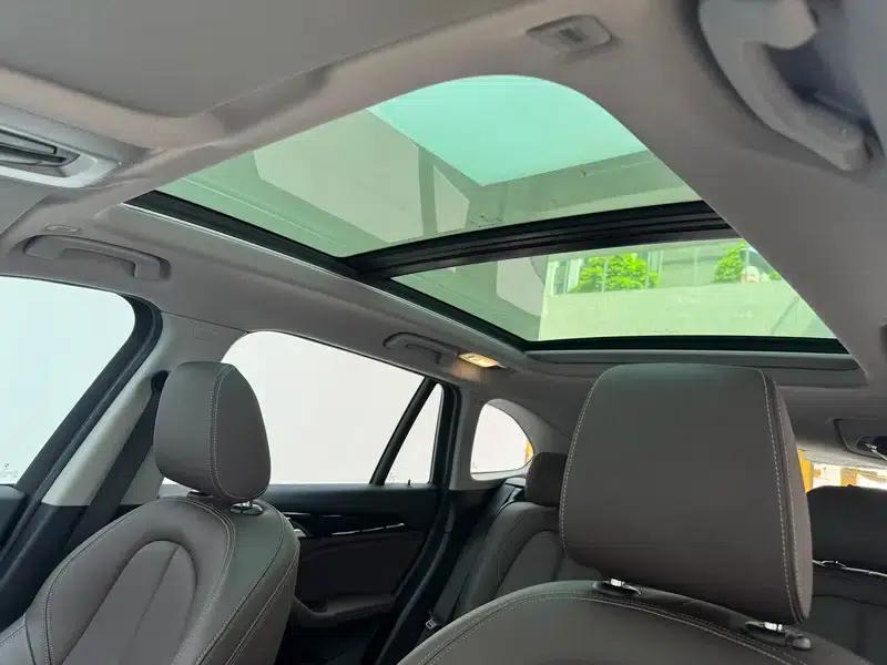BMW X1 2022 sDrive25Li Leading Edition — миниатюра 19