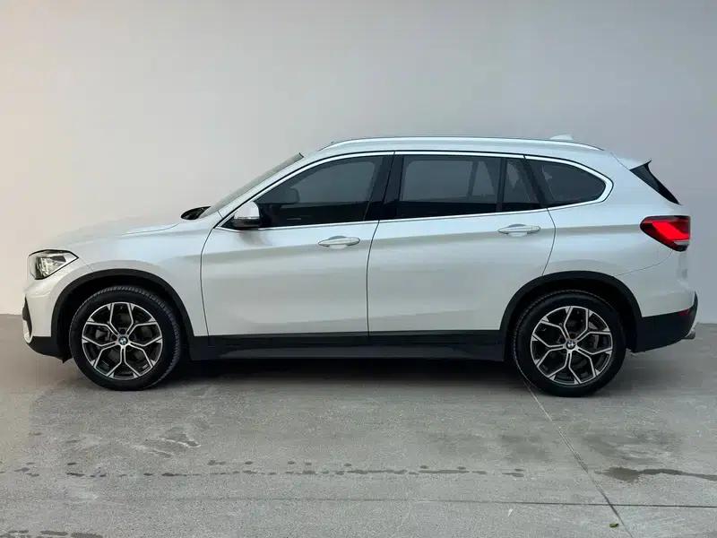 BMW X1 2022 sDrive25Li Leading Edition — миниатюра 4