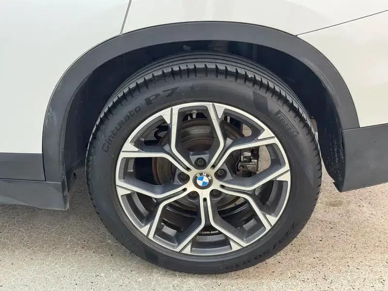 BMW X1 2022 sDrive25Li Leading Edition — миниатюра 9