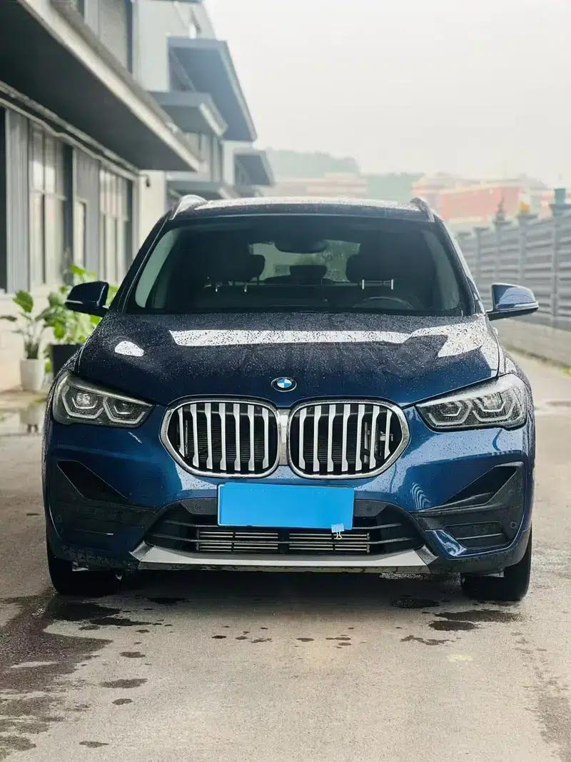 BMW X1 2022 sDrive25Li Leading Edition — миниатюра 2