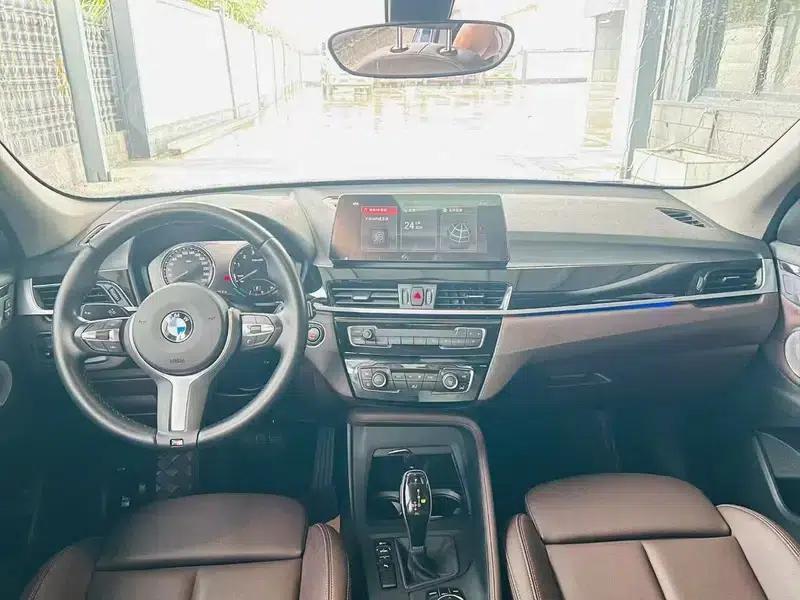 BMW X1 2022 sDrive25Li Leading Edition — миниатюра 8