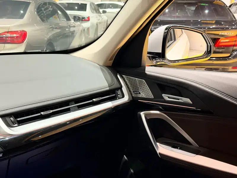 2023 BMW X1 sDrive25Li X Design Package — миниатюра 13
