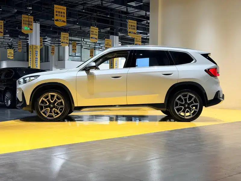 2023 BMW X1 sDrive25Li X Design Package — миниатюра 3