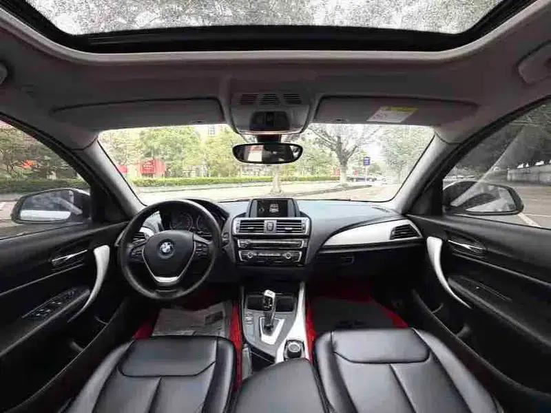 BMW 1 Series (Imported) 2016 118i Leading Edition — миниатюра 12