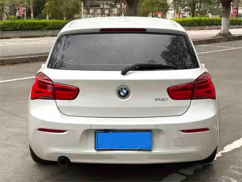 BMW 1 Series (Imported) 2016 118i Leading Edition — миниатюра 5