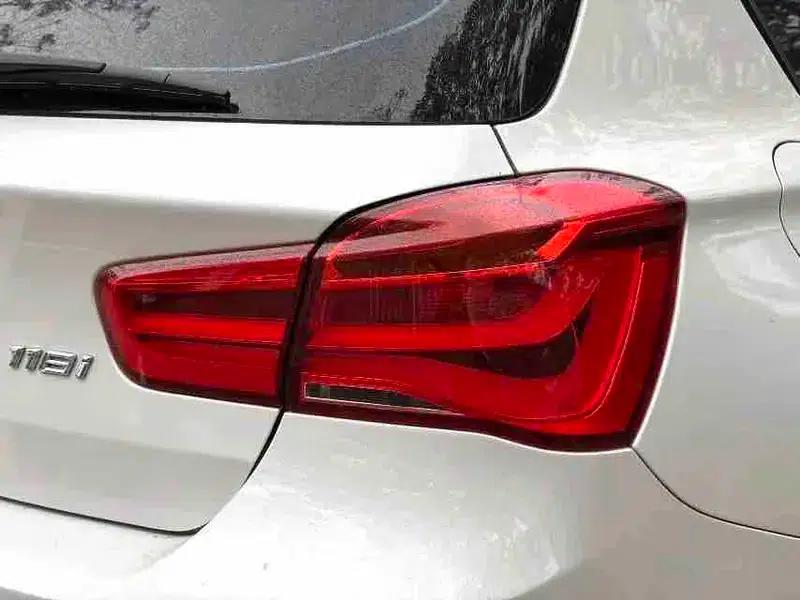 BMW 1 Series (Imported) 2016 118i Leading Edition — миниатюра 8
