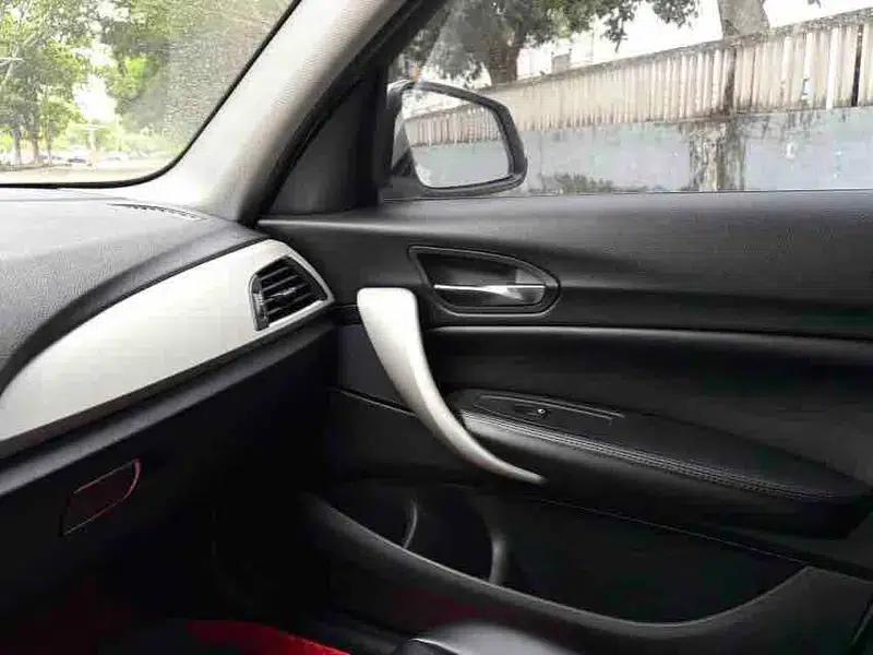 BMW 1 Series (Imported) 2016 118i Leading Edition — миниатюра 9