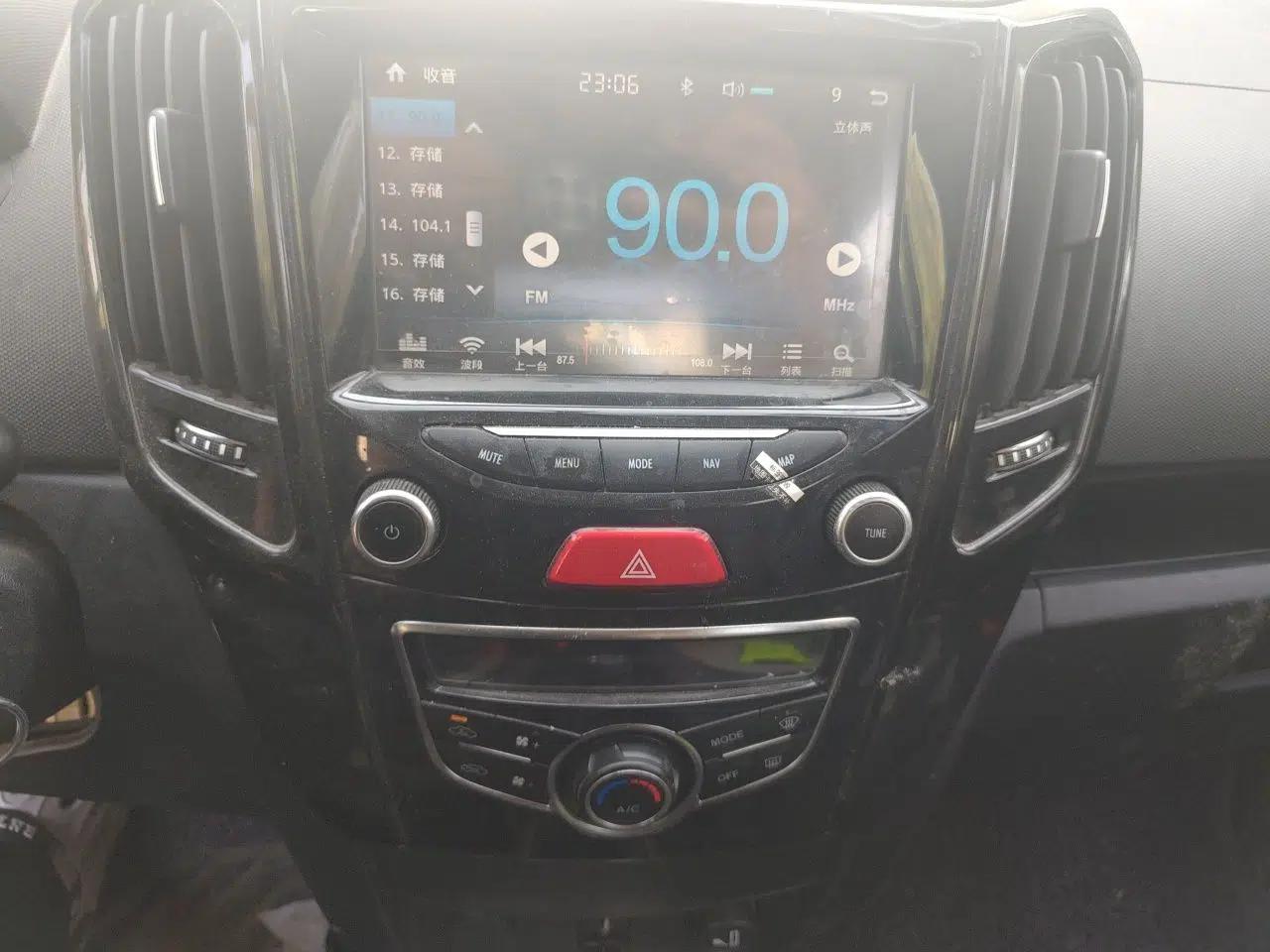 Great Wall M4 2012 1.5L Manual Luxury Version — миниатюра 10
