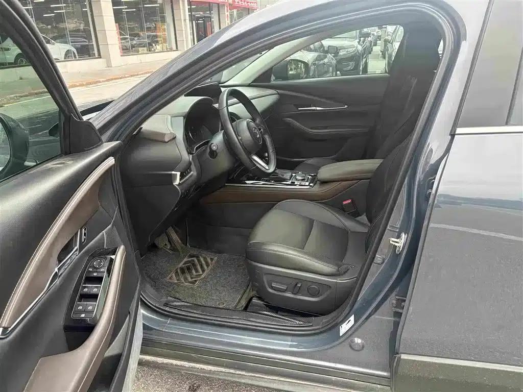 Mazda CX-30 2021 2.0L Automatic Comfort Edition — миниатюра 4