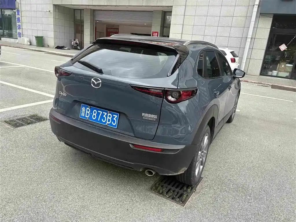 Mazda CX-30 2021 2.0L Automatic Comfort Edition — миниатюра 9