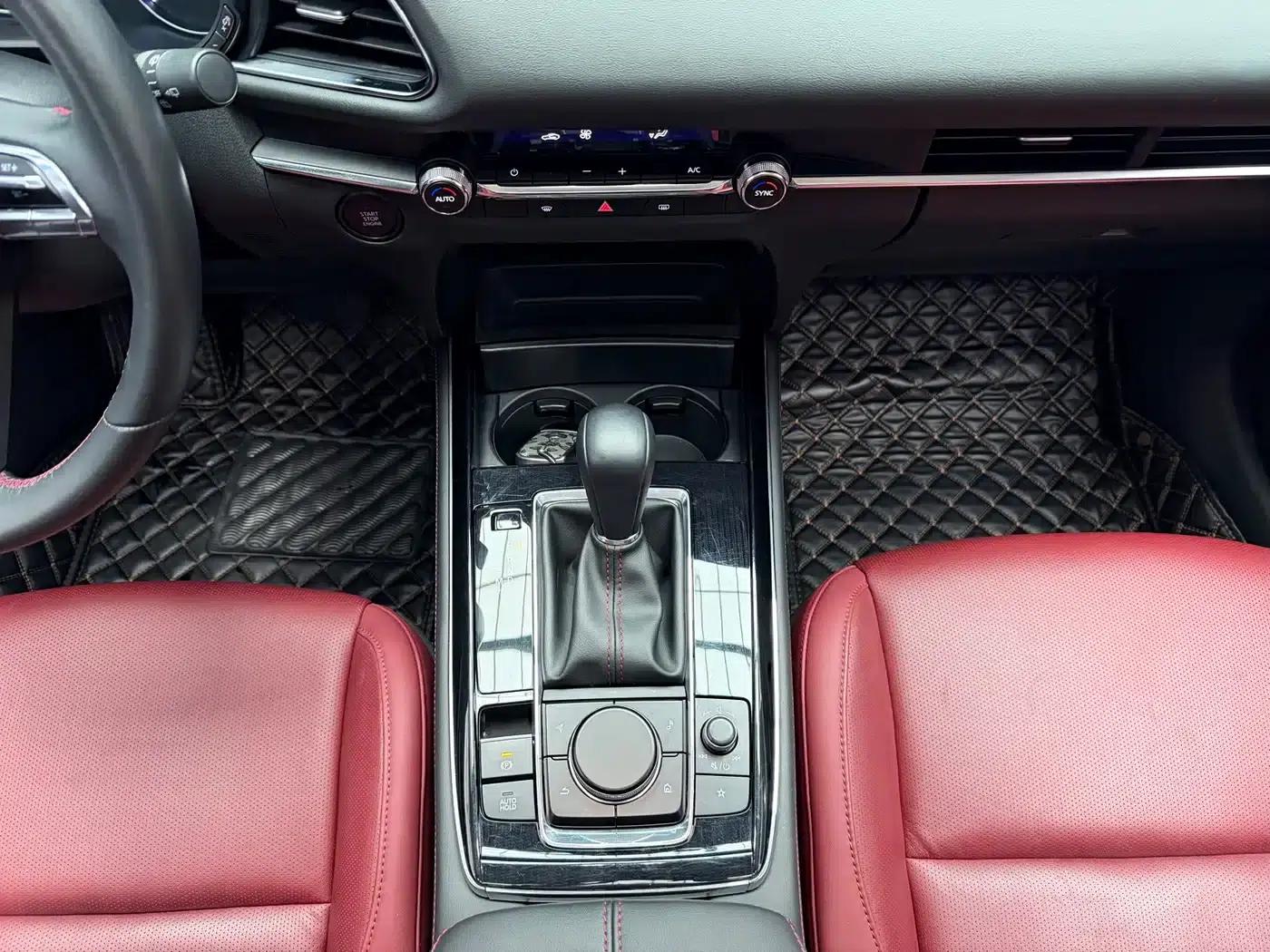 Mazda CX-30 2022 2.0L Automatic Joyful Black Edition — миниатюра 13