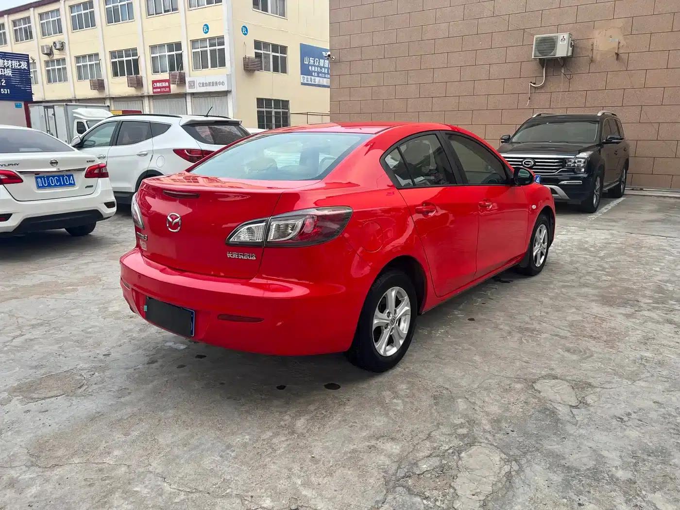Mazda3 Axela 2013 Hatchback 1.6L Automatic Elite — миниатюра 6