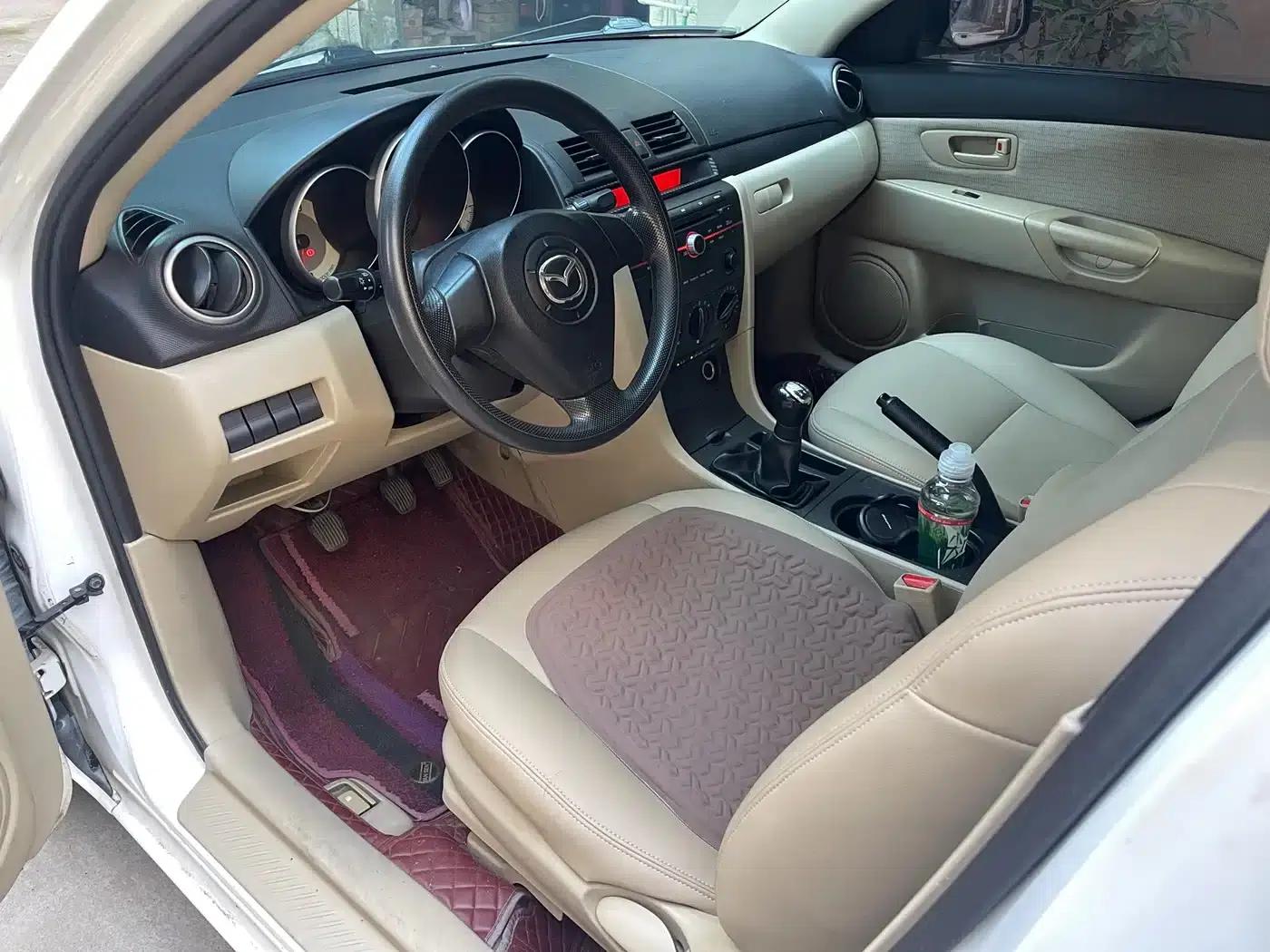 Mazda3 2012 1.6L Manual Classic Standard — миниатюра 3