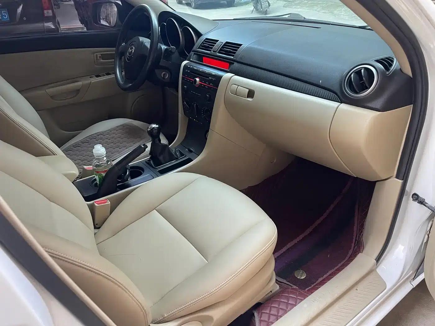 Mazda3 2012 1.6L Manual Classic Standard — миниатюра 5