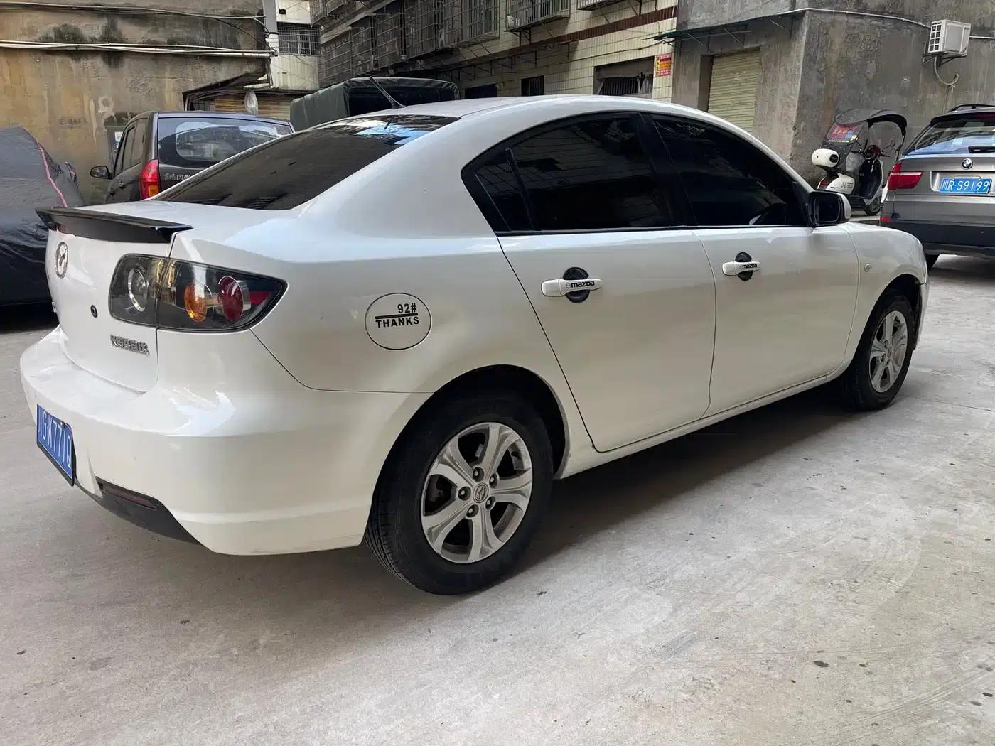 Mazda3 2012 1.6L Manual Classic Standard — миниатюра 6