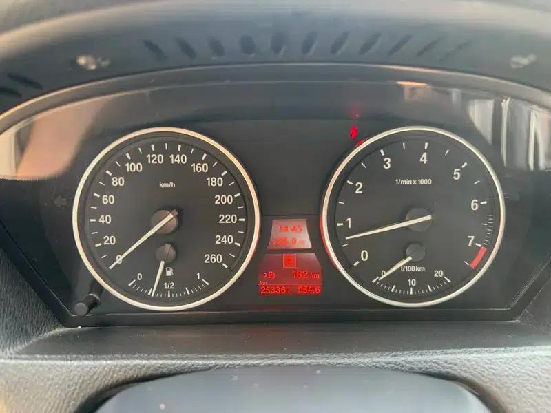 BMW X5 (Imported) 2013 xDrive35i Leading Edition — миниатюра 12
