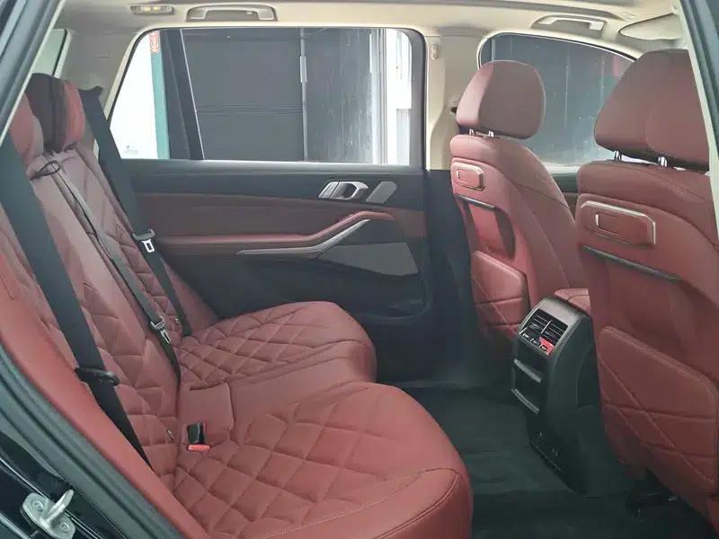 BMW X5 2023 xDrive30Li M Sport Package — миниатюра 17