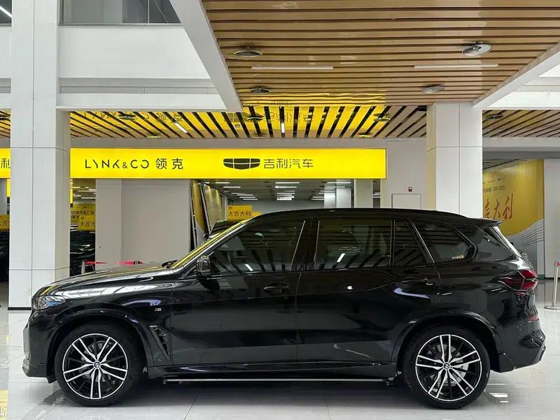 2023 BMW X5 xDrive40Li M Sport Shadow Edition — миниатюра 4