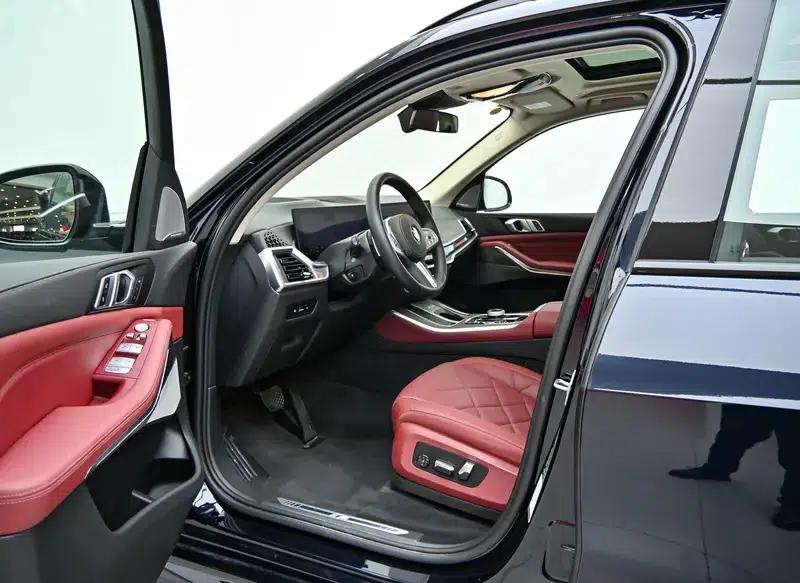 BMW X5 2023 xDrive30Li M Sport Shadow Edition — миниатюра 17