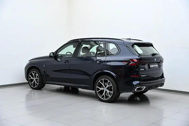 BMW X5 2023 xDrive30Li M Sport Shadow Edition — миниатюра 5