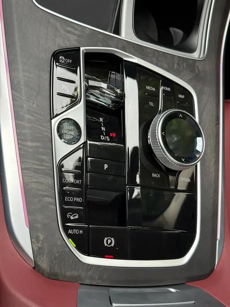 BMW X5 2023 xDrive30Li M Sport Package — миниатюра 18