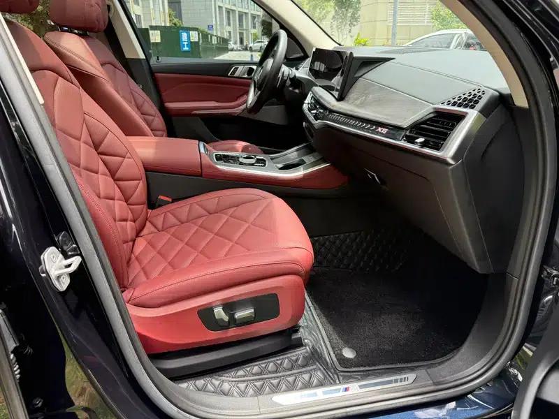 BMW X5 2023 xDrive30Li M Sport Package — миниатюра 26