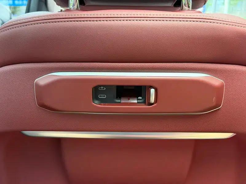 BMW X5 2023 xDrive30Li M Sport Package — миниатюра 34