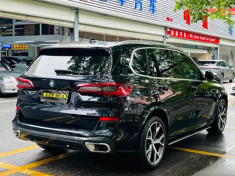 BMW X5 2022 xDrive 40Li M Sport Package — миниатюра 7