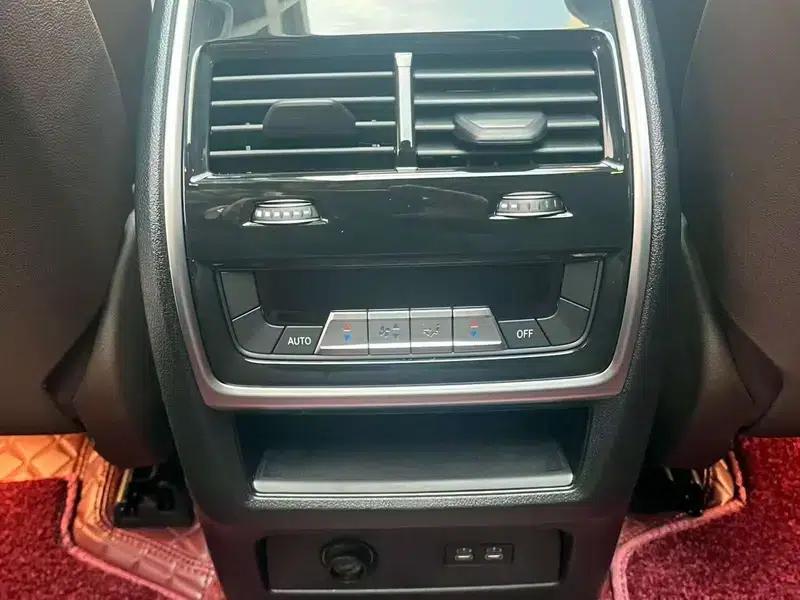 BMW X5 2022 Facelift xDrive 40Li M Sport Package — миниатюра 8